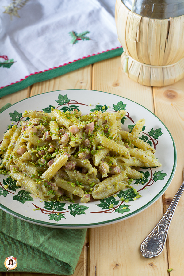 Pasta Con Pesto Di Pistacchio E Pancetta Pasta Con Pesto De Pistachos