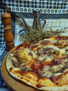 PIZZA LOMBARDA