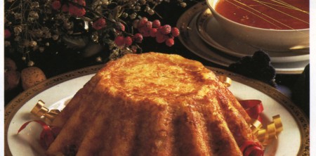 Budino de riso con salsa di pesche (Pudín de arroz con salsa de melocotón)