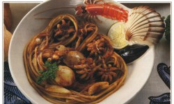 Spaghetti con le seppie (espaguetis con sepias)