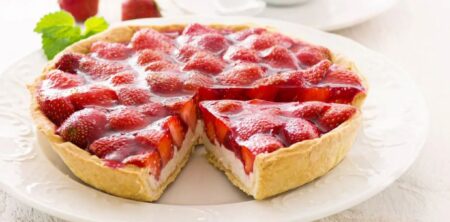 CROSTATA ALLA GELATINA DI ROSE (CROSTADA A LA GELATINA DE ROSAS)