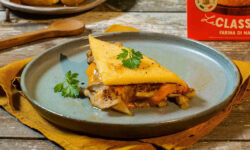 Sándwich club de polenta⁣