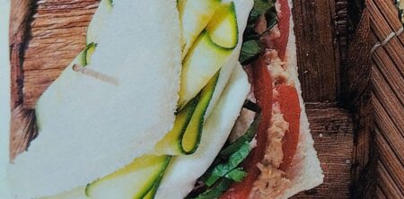 TRAMEZZINO AL TONNO (SANDWICH AL ATÚN)