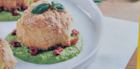 RISO IN CROCCHETTE CON SALSA DE ASPARAGI (ARROZ EN CROQUETAS CON SALSA DE ESPÁRRAGOS)