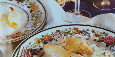 FILETTI DI SAMPIETRO CON SALSA ALLA MOSTARDA (FILETES DE SAN PEDRO CON SALSA A LA MOSTAZA)