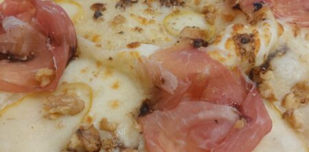 PIZZA LA RE-PERA LIMONERA