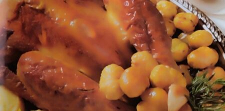 DINDOLONE ARROSTO CON CASTAGNE E COTOGNE (PAVO ASADO CON CASTAÑAS Y MEMBRILLOS)